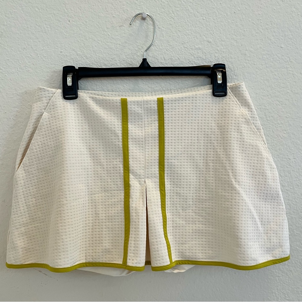 Bobbe Active White‎ Textured Tennis Skort Green Trim Athleisure Clean Girl L